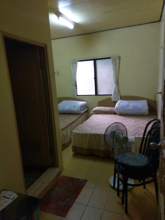 Ruishi Homestay Meishan Exterior foto