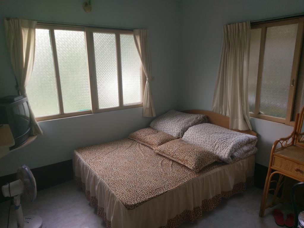 Ruishi Homestay Meishan Exterior foto
